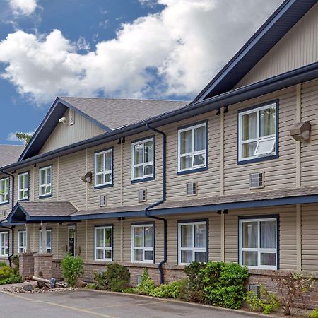 Super 8 By Wyndham Sault Ste Marie On Hotell Eksteriør bilde